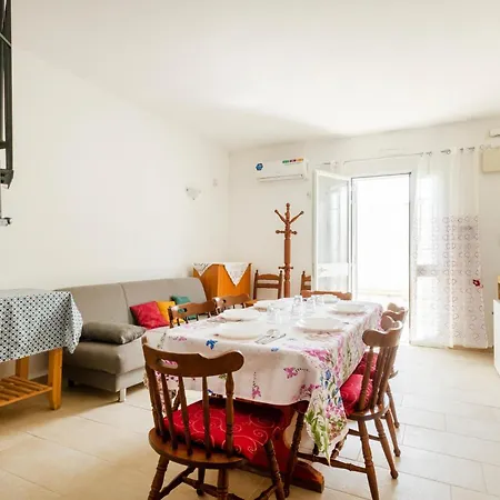 Casa vacanze 2 Bedroom Cozy In Torre Chianca - Lecce Monte Grappa