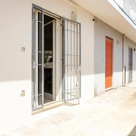 Amazing In Torre Chianca - Lecce With Wifi Holiday home *