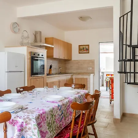 Amazing In Torre Chianca - Lecce With Wifi * Monte Grappa